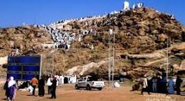 Memahami Perbedaan Mendasar Antara Ibadah Haji dan Umroh